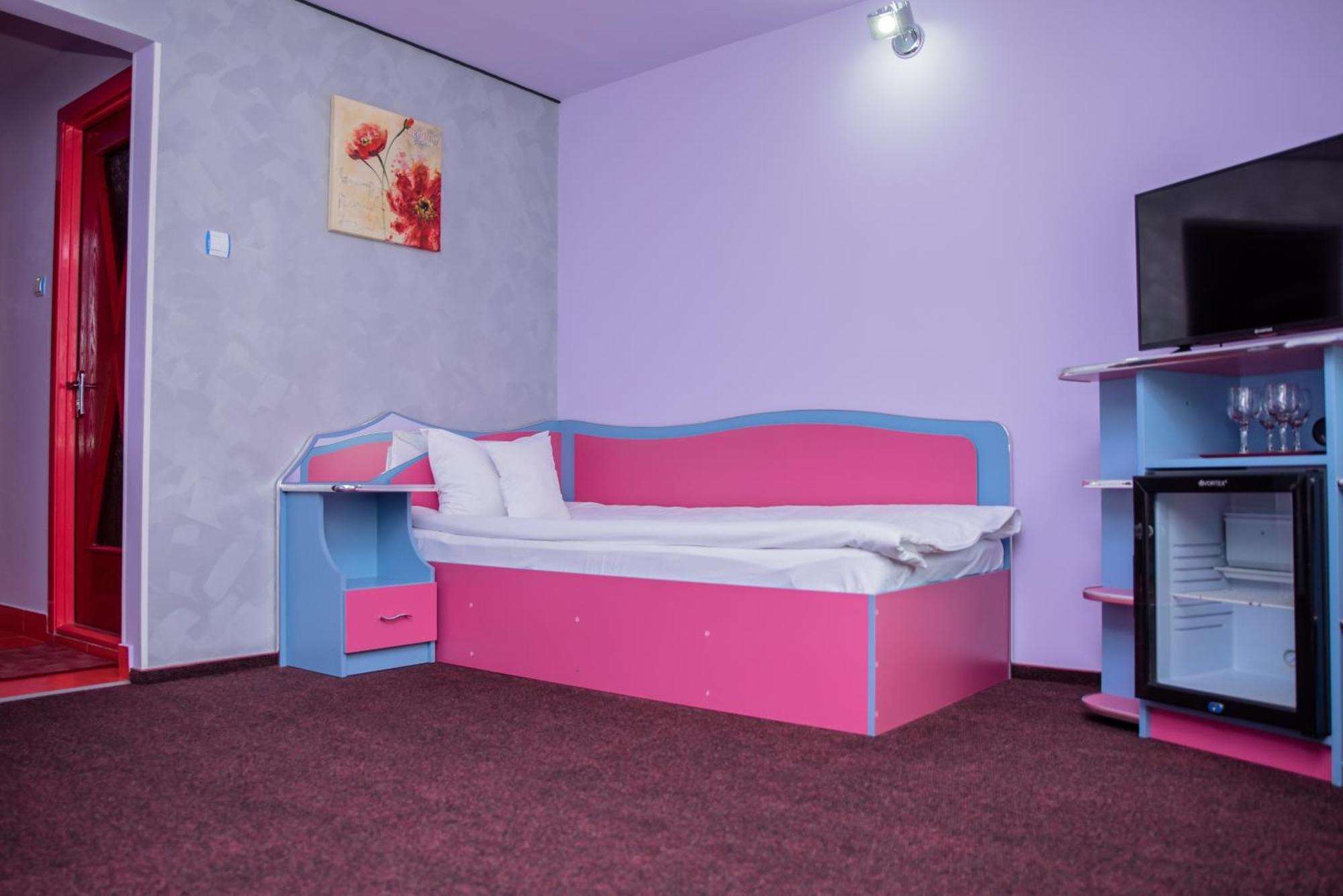 Hotel Yax Cîmpeni Camera foto